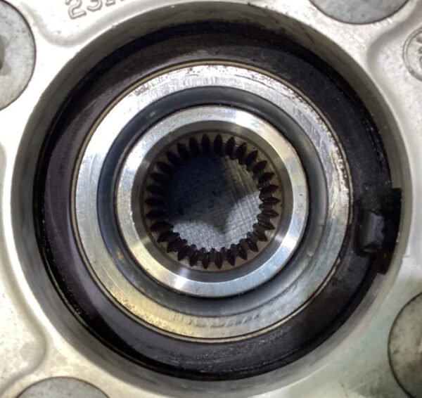 2015-2020 F80 F82 F87 BMW M2 M3 M4 Driver Rear Knuckle Spindle / Hub/ 95K F8M06