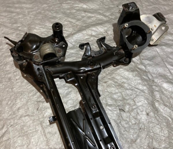 2014-2016 BMW M235i 228i xDrive AWD Front Subframe Crossmember / B2006